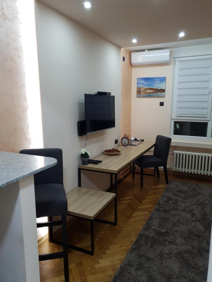 Apartman Dodolu Белград Экстерьер фото